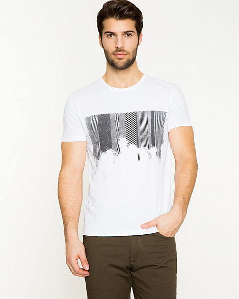 Placement Print Cotton T-shirt | LE CHÂTEAU