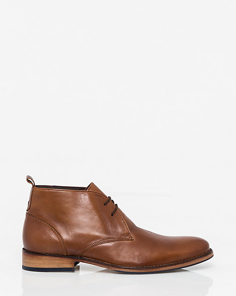 soft leather chukka boots