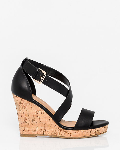 Faux Leather Criss Cross Wedge Sandal Le ChÂteau - Leather Crisscross Wedge Sandal Faux Leather Criss Cross Wedge Sandal Le ChÂteau - Leather Crisscross Wedge Sandal