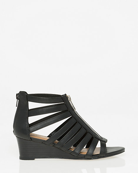 black gladiator wedges