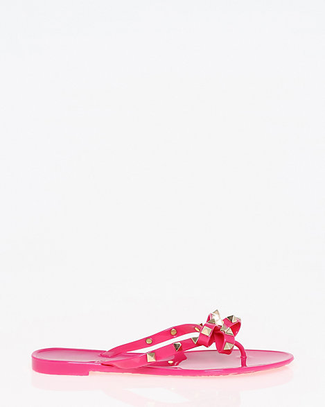 pink jelly flip flops