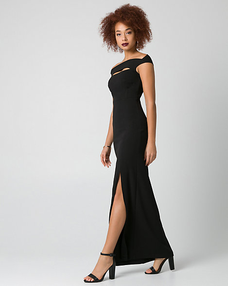 LE CHÂTEAU: Knit Crêpe Off-the-Shoulder Gown LE CHÂTEAU: Knit Crêpe Off-the-Shoulder Gown