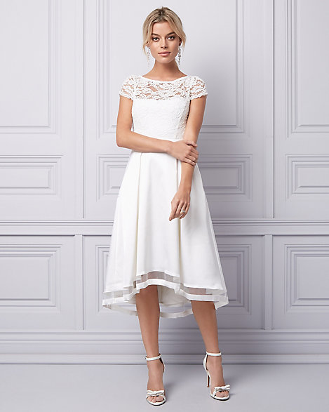 white dress le chateau