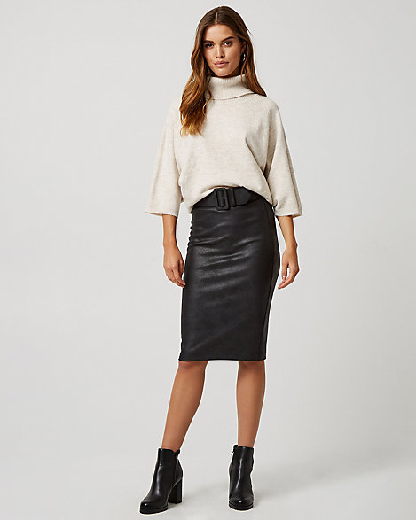 black pencil skirt le chateau