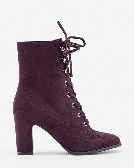 round toe lace up boots