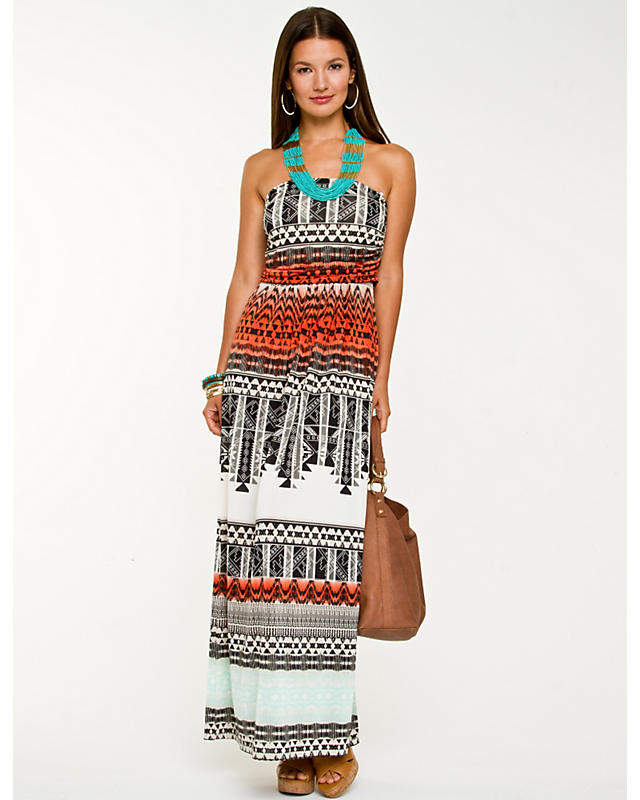 LE CHÂTEAU Dress Shop 1406